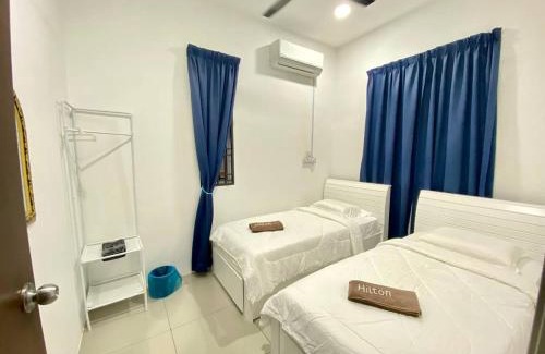 Kampung Banjar House | Rumah Inap Che'Gu Baha