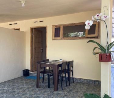 Bayan House | Rumah Kawan Homestay and Trekking