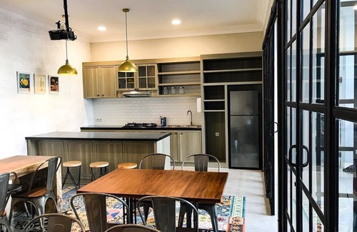 Surabaya House | Rumah Kertajaya