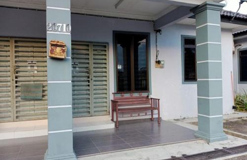 Peramu Jaya Tiga House | Rumah Tamu Pekan semi D dan berWifi