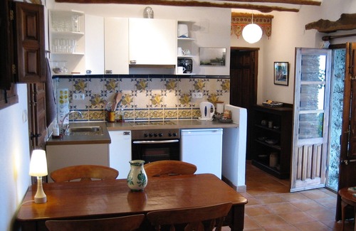 Portugos Apartment | Rural accommodation with sumptuous garden and magnificent panoramic view