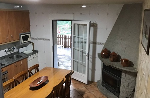 Santa Cruz de Pinares Ski Chalet | Rural House "Entrepinos". Ideal for family and groups. Private space with views