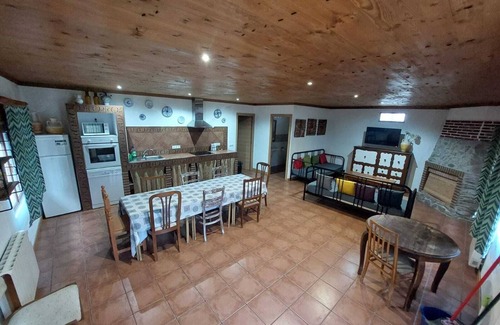 Calvarrasa de Abajo Cottage | Rural house 5min from Salamanca, 5000m² with swimming pool and barbecue