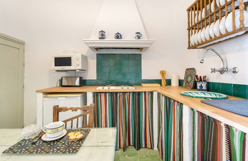 Sorvilan House | Rural House 'Bns - Casa La Prensa - Alpujarra' with Sea Views, Private Terrace and Wi-Fi