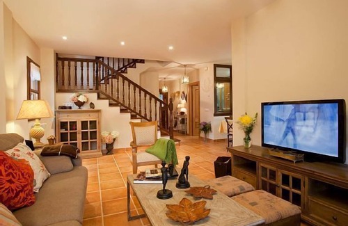 Poo Cottage | Rural house (full rental) Llanes beaches for 10 people