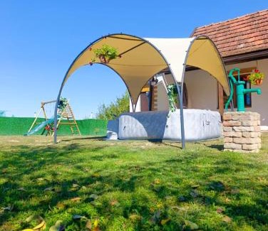 Vardarac House | Ruralna kuća za odmor Bor Anya