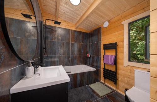 Kildare Cabin | Rushbrook Log Cabin with sauna