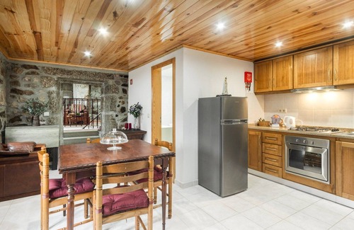 Gouveia Apartment | Rustic Getaway in Guarda