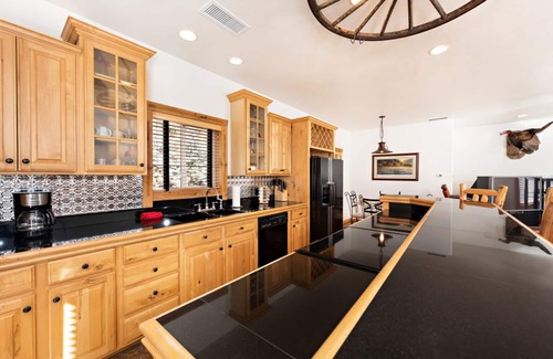 Glenwood Springs House | Rustic home on cattle ranch, near Glenwood Springs