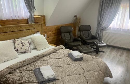 Prijeboj Hotel | Rustic Inn River