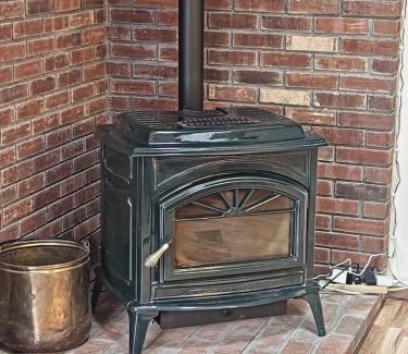 Village at Camelback Apartment | Rustic Mountain Escape Waterpark, Ski & Views!