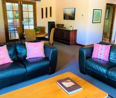 Gawler South Apartment | Rustic on 13th