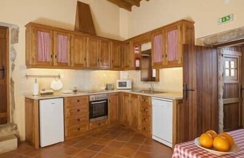 Ansiao Cottage | Rustic house with pool and barbecue overlooking the mountains