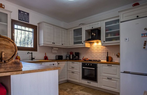 Torba Villa | Rustic Vcation Flat 3 min to Bodrum Public Beach