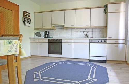 Oberschledorn Apartment | Rustikales Medebach-Ski-Retreat