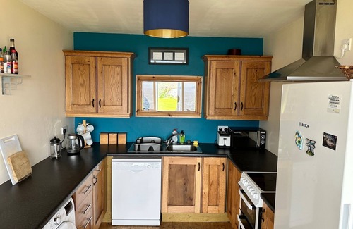 Caherdaniel House | Ryan's Seaside Escape - Entire House on the Ocean