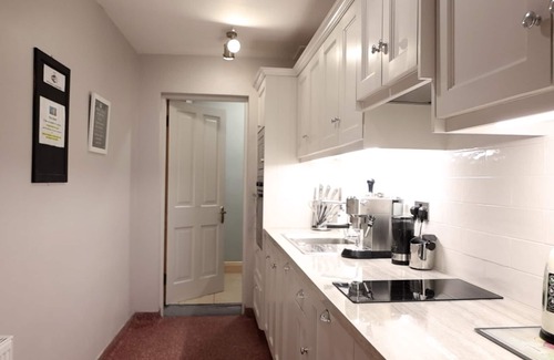 Roundstone Apartment | Ryans Roundstone Retreats Quayside Luxury Apt