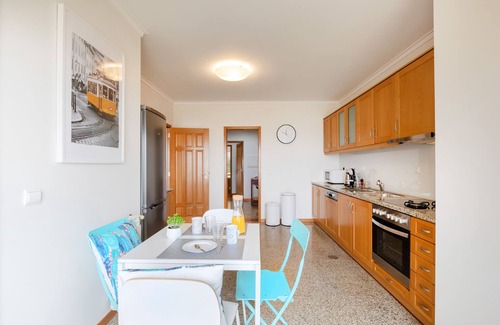 Sao Felix Da Marinha Apartment | São Félix Seaside Oasis