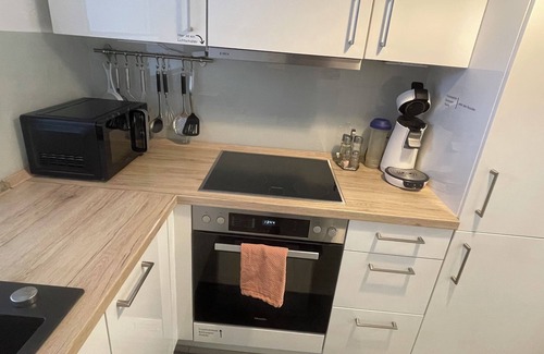 Rietberg Apartment | Süße, Komfortable Wohnung mit Parkplatz und Schnellem Internet