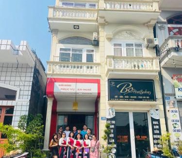 Van Don Hotel | Sơn Đông Hotel