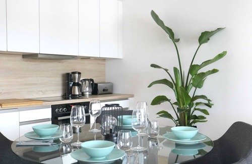 Gmunden Apartment | S.a.p.p.h.i.r.e |stylish 3 BR AP with balcony