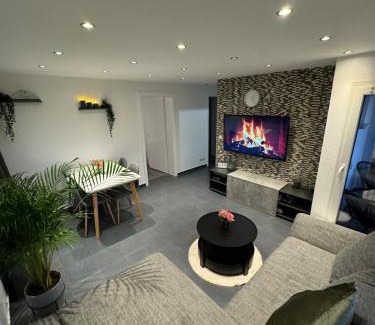 Leonberg Apartment | S&P Home Stilvolles 3-Zimmer-Apartment in zentraler Lage, Komfort & Entspannung garantiert! 2 Stock