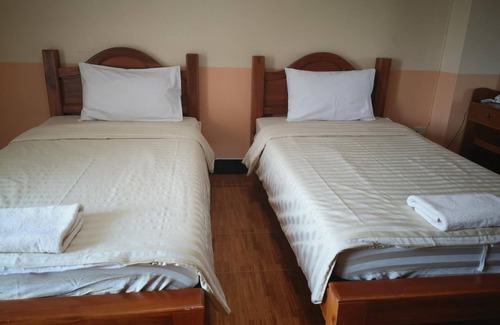 Suphan Buri Hotel | Sab Suwarn Mansion