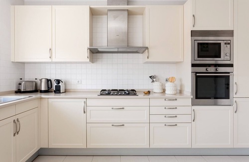 Estoril Apartment | Saboia by Portugal Portfolio