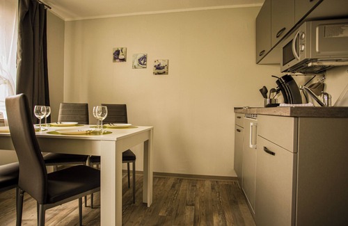 Großengottern Apartment | Sacher´s Quartiere - barrier-free!near Hainich National Park, Mühlhausen &.Gotha