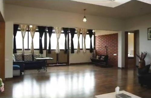 Pune Villa | Sadashiv Bungalow - Kudje,3BHK with swimming pool