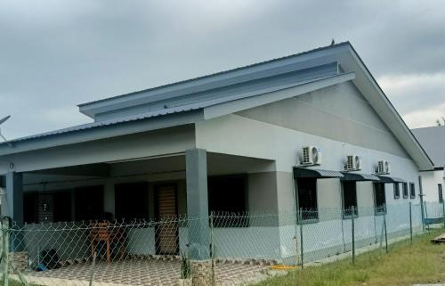 Pulau Indah House | SaFa HOMESTAY PULAU INDAH