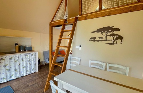 Falkenberg Apartment | Safarizelt Nala am Kiebitzer See