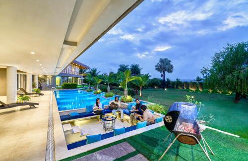 Mahiravani Villa | SaffronStays Aqua Vista