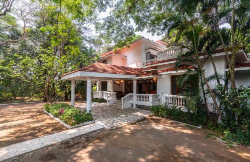 Tarapur Villa | SaffronStays Chikoo Wadi- 3BDR Pet-friendly Villa with Pool in Boisar