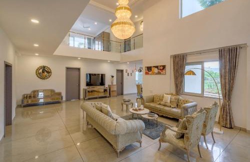 Pen Villa | SaffronStays Ivory Mansion