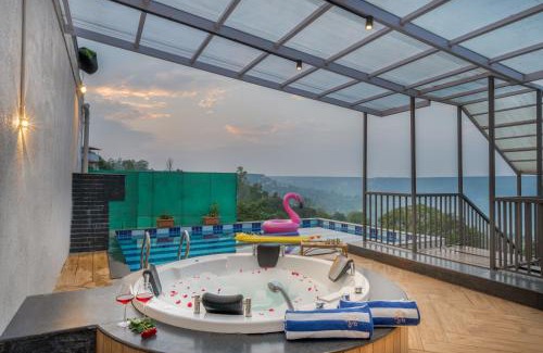 Mahabaleshwar Villa | SaffronStays Skyfall