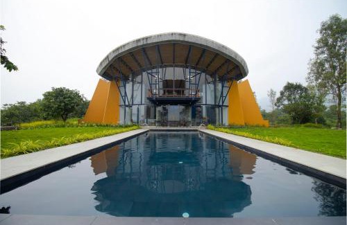 Paud Villa | SaffronStays Solasta, Mulshi - infinity pool villa with Mulshi Dam views
