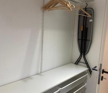 Hochheide Apartment | Sahara 3,5 Z Balkon Smart TV Küche WaMa