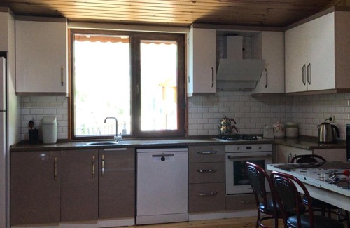 Caykara Apartment | Saklı bahçe apart