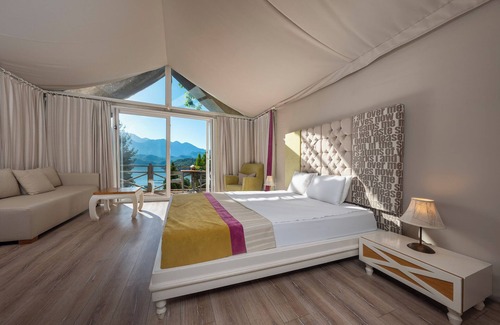 Karacaoren Cabin | Sakli Gol Evleri