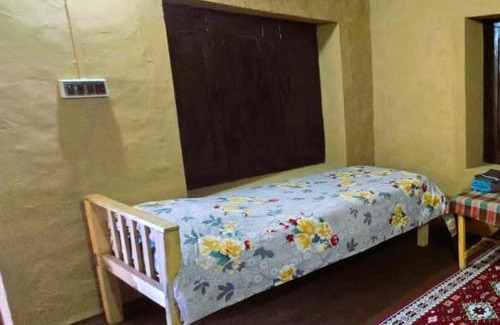 Almora Apartment | Sakshi Hill Cottage