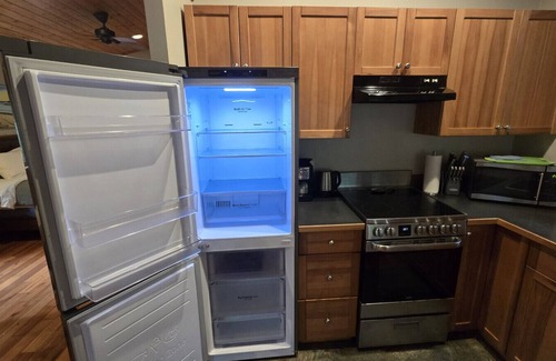 Ucluelet Cabin | Salal Cabin by Evergreen Forest Cabins