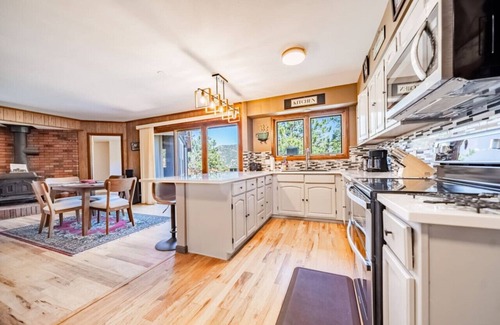 Carriage Hills House | SALE! Hot tub, views, huge home near National Park