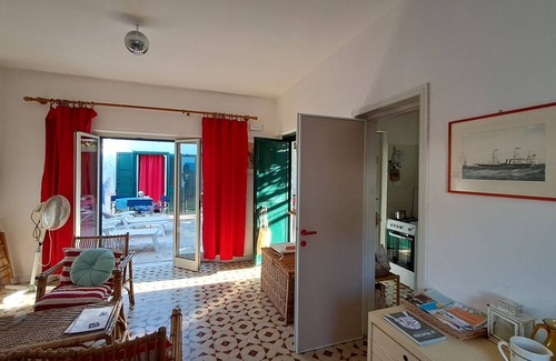 Conca Specchiulla House | Salento/house with two bedrooms and a large patio on the edge of the pine forest