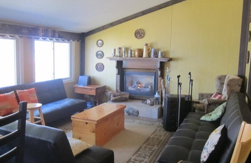 Head of Jeddore Hotel | Salmon River Country Inn