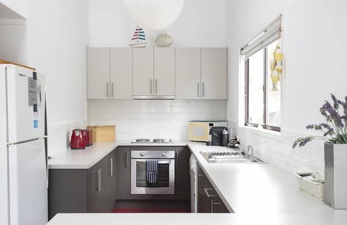 Mollymook Beach House | Salt And Pepper in Mollymook