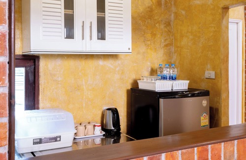 Sangkhla Buri Hotel | Samprasob Resort