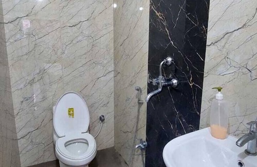 Varanasi Hotel | Samriddhi Hotel Banquet and Lawn