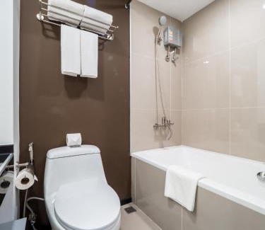 Mueang Samut Prakan District Apartment | Samutprakarn Hotel