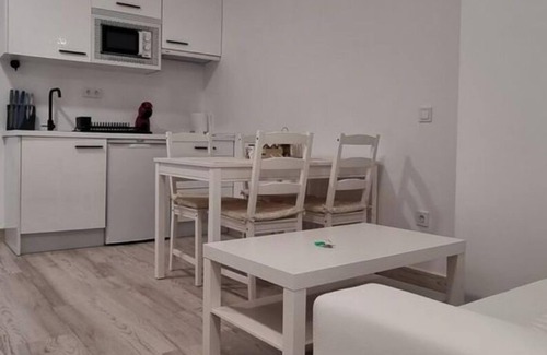 Ventas Apartment | SAN FRANCISCO STYLE APARTMENT, WELL COMMUNICATED